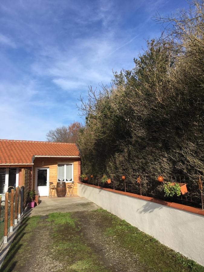 Logement Paisible A La Campagne Aubarede المظهر الخارجي الصورة
